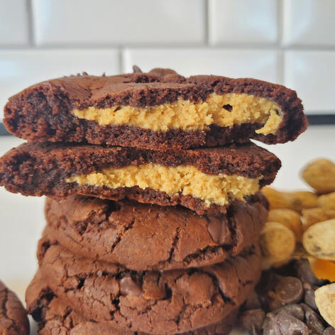 Peanut butter Stuffed Chocolate Cookies